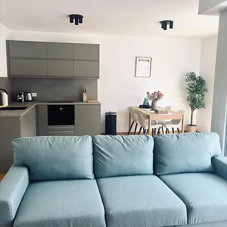 Apartament Mit Grosser Terrasse In 3