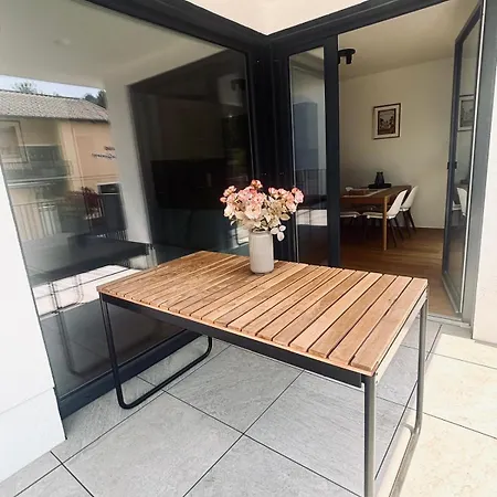 Mit Grosser Terrasse In 3 * Reifnitz